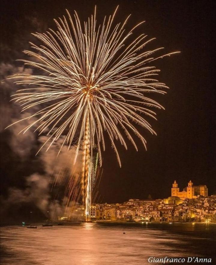 Appartamento Seflonia Cefalù Eksteriør billede